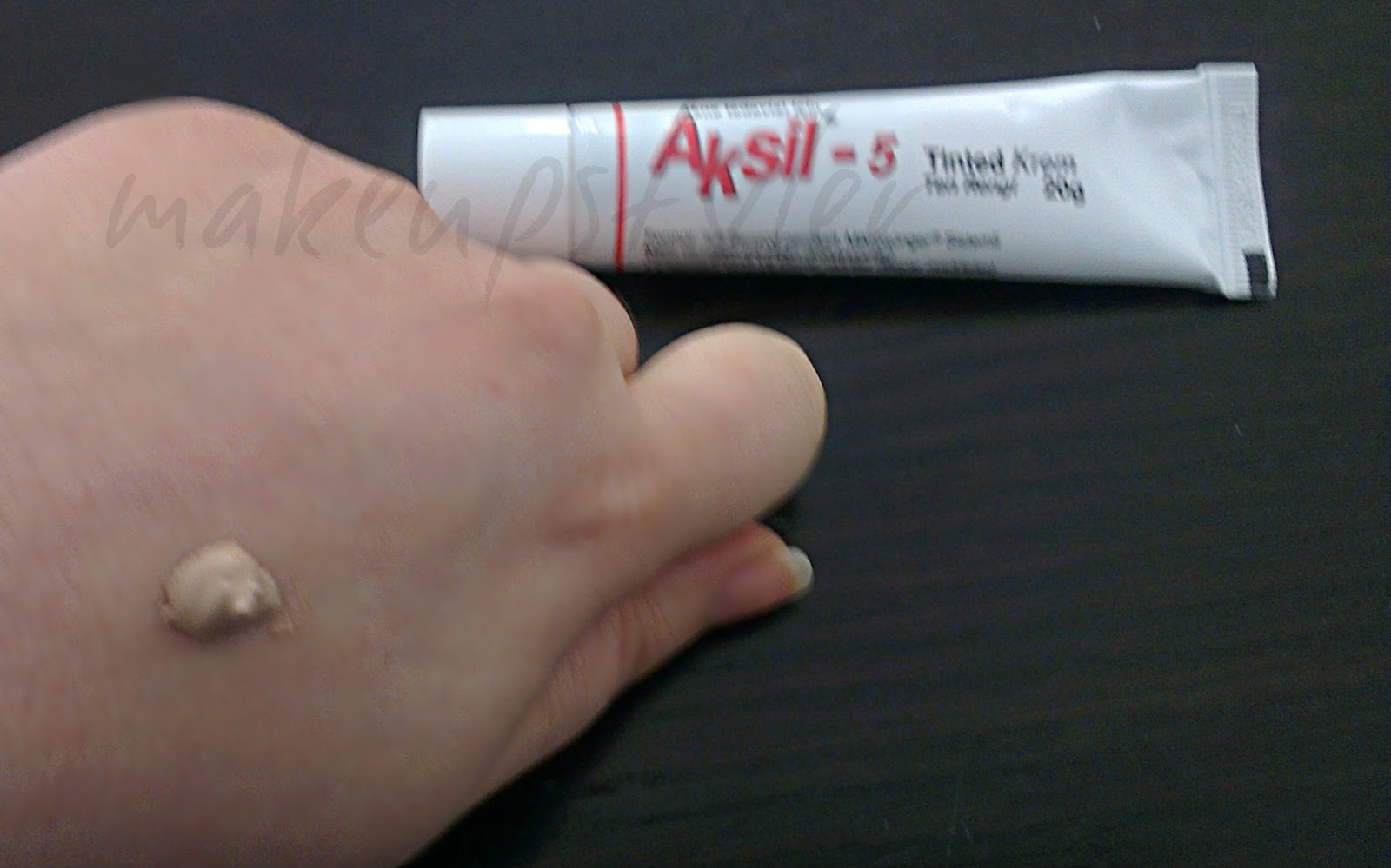 aksil-12805