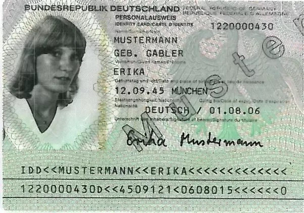erika mustermann-30560